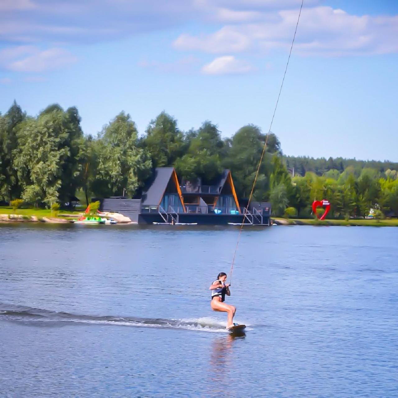Sherwood Lake Hotel Berezovka  Екстериор снимка